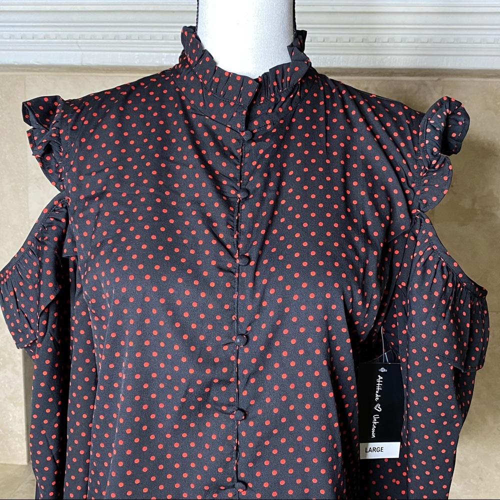 Attitude Unknown HighNeck Ruffle Cold Shou… - Picture 7 of 15